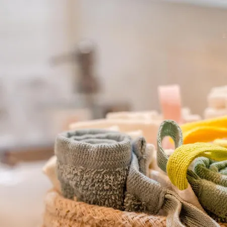 Dimora Clodia-casa Intera Con Stanza Privata E Bagno In Condivisione